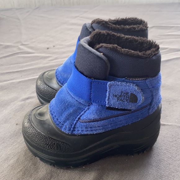 Waterproof winter boots - Picture 4 of 4